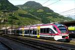 Triebzug ETR 526 ( 94 83 0 526 080), verl�sst den Bahnhof von Bozen in Richtung Brenner.