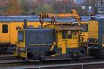 Am 22 November 2025 steht Kleinlok 276 der 2454CREW abgestellt in Amersfoort.
