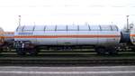 Vierachsiger Druckgaskesselwagen der Gattung Zags mit einem Volumen von 104172 ltr der Fa.NACCO Niederlande beheimatet in Geleen Lutterade registriert unter 3784 7810 109-0 NL-NACCO beladen mit
