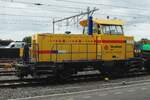 Am 27 Juni 2025 ist Strukton 704 'MARTINE' an die Arbeit in Nijmegen.