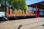 Der NS Rungenwagen LWGK 87583 am 29 April 2025 im Het Spoorwegmuseum (bis 2005 NSM - Nederlands Spoorwegmuseum / Niederl�ndischen Eisenbahnmuseum) in Utrecht im Bahnhof Maliebaan.