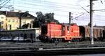 ÖBB 2045.009-4 mit Güterzug in Krems am 05.09.1986.