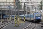 RailJet mit 1216 234 verlässt Praha hl.n.