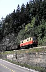�BB Mariazeller Bahn MzB Nr 1099.03 mit G�terzug vor Mariazell am 04.08.1986.