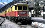 MBS Montafon-Bludenz-Schruns Bahn ET 10.106 mit Wagenzug in Schruns im März 1989.