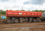 Sch�ttgutkippwagen (Zweiseitenkippwagen) mit pneumatischer Bet�tigung und vier Rads�tzen 33 51 6738 556-6 PL-DBSRP (der Gattung Fas) der DB Schenker Rail Polska S.A., abgestellt am 15.10.2016 in