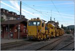 Ein paar Bilder f�r Armin: in Blonay warten der B40 UM-1 und R21RD-1 auf den Abend, um Gleisbauarbeiten erledigen zu k�nnen.