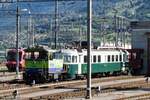 BLS 245 022 rangiert ein Museumstriebwagen in SPiez am 13 Mai 2010.