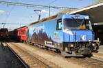 RhB Ge 4/4 III Nr.641 mit Werbung für Swiss Canto in Samedan am 19.08.2009.