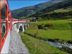 - Wenn zwei dasselbe wollen - So sch�n kann die Fahrt mit einem MGB Regio durch das Usenental sein.