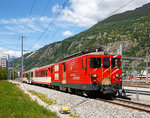   Die Deh 4/4 II - 95   Andermatt   der Matterhorn-Gotthard-Bahn (MGB), ex FO 95, zieht am 20.06.2016 einen Regionalzug von Brig in Richtung G�schenen.