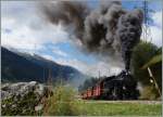100 Jahre Brig - Gletsch: Die HG 3/4 N� 9 zieht kurz nach Oberwald einen Jubil�ums-Zug Richtung Gletsch.