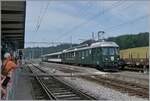 Bilder entstehen - nach dem alle Reisende den VH-MThB Zug und den Bahnsteig verlassen haben manövriert der VH MThB in Sumiswald Grünen seinen Zug auf ein Abstellgleis, damit der in kürze ankommende Dampfzug von Wasen Platz fürs Umsetzen hat.

14. Juni 2025
 

