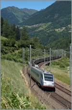 Der Einsatz der ETR 470 neigt sich dem Ende entgegen: Als EC unterwegs von Milano nach Zürich, konnte ich diesen FS ETR kurz nach Rodi Fiesseo fotografieren.
24. Juni 2015

