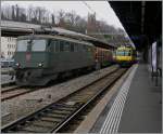 SBB Ae 6/6 und  Train des Vignes  in Vevey - leider längst Vergangenheit.