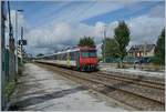 Der RE 18123 nach Neuchâtel steht in Frasne bereit.