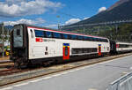 Modernisierter IC2000-Doppelstock-Reisezugwagen der ersten Wagenklasse A 50 85 16-94 021-2 CH-SBB alleine abgestellt am 07 September 2021 im Bahnhof Brig.