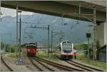 Der neue ABeh 160 001-1 und der 71 Jahre �ltere 110 022-1 in Interlaken Ost.